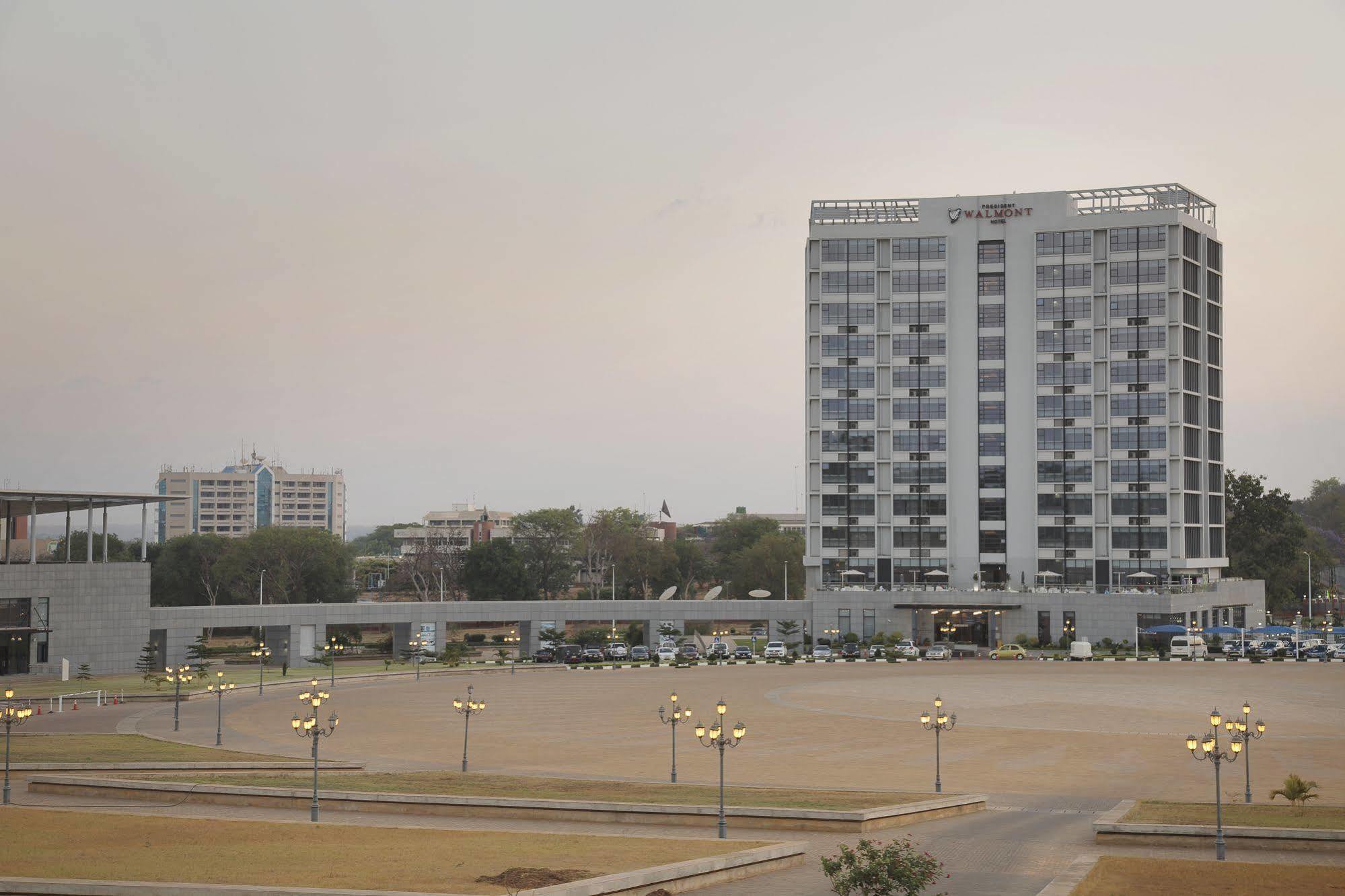 President Hotel At Umodzi Park Lilongwe Eksteriør bilde