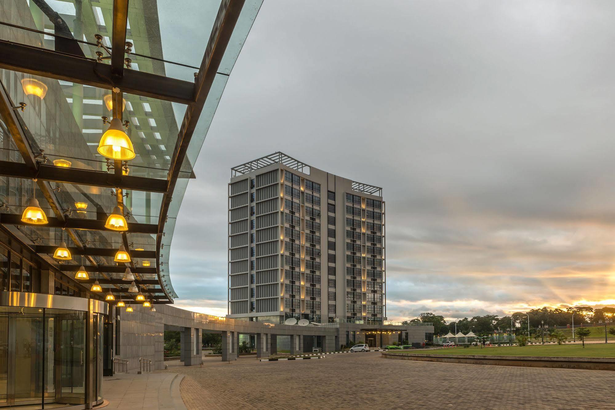 President Hotel At Umodzi Park Lilongwe Eksteriør bilde